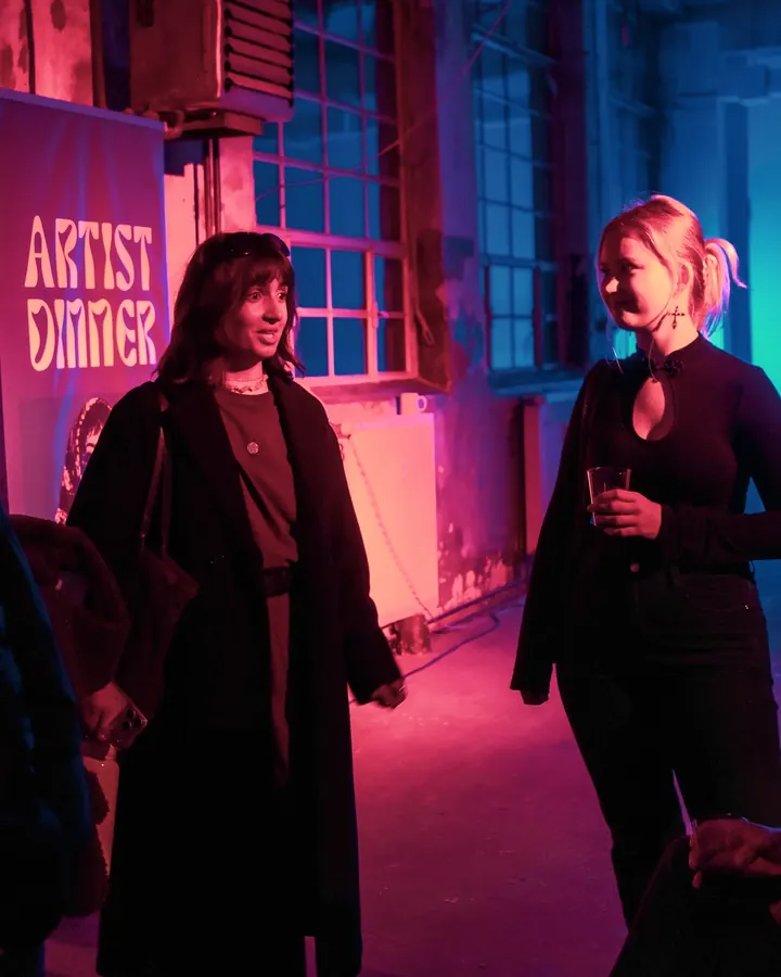 Artist Dinner #2, moment 7 of 18